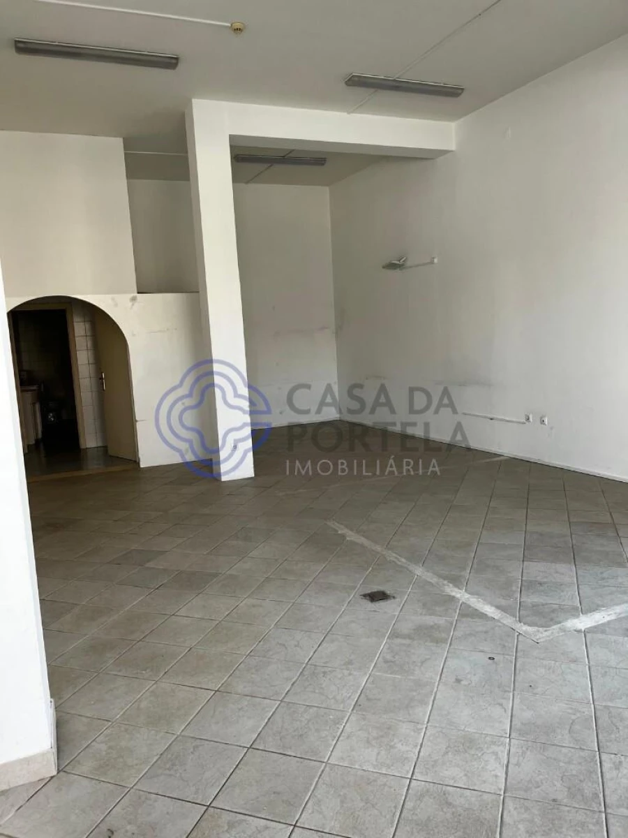 Loja para Arrendamento em Canidelo Foto 10