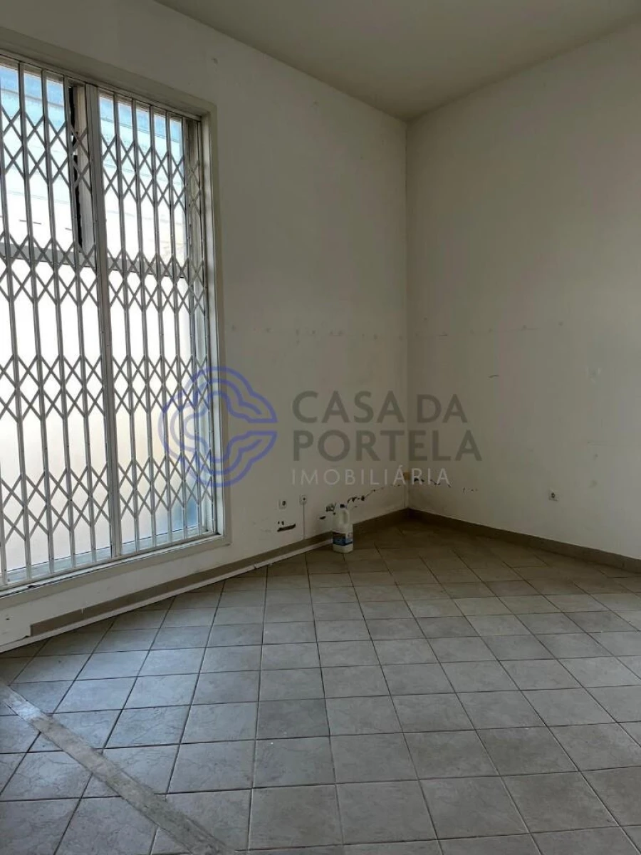 Loja para Arrendamento em Canidelo Foto 18