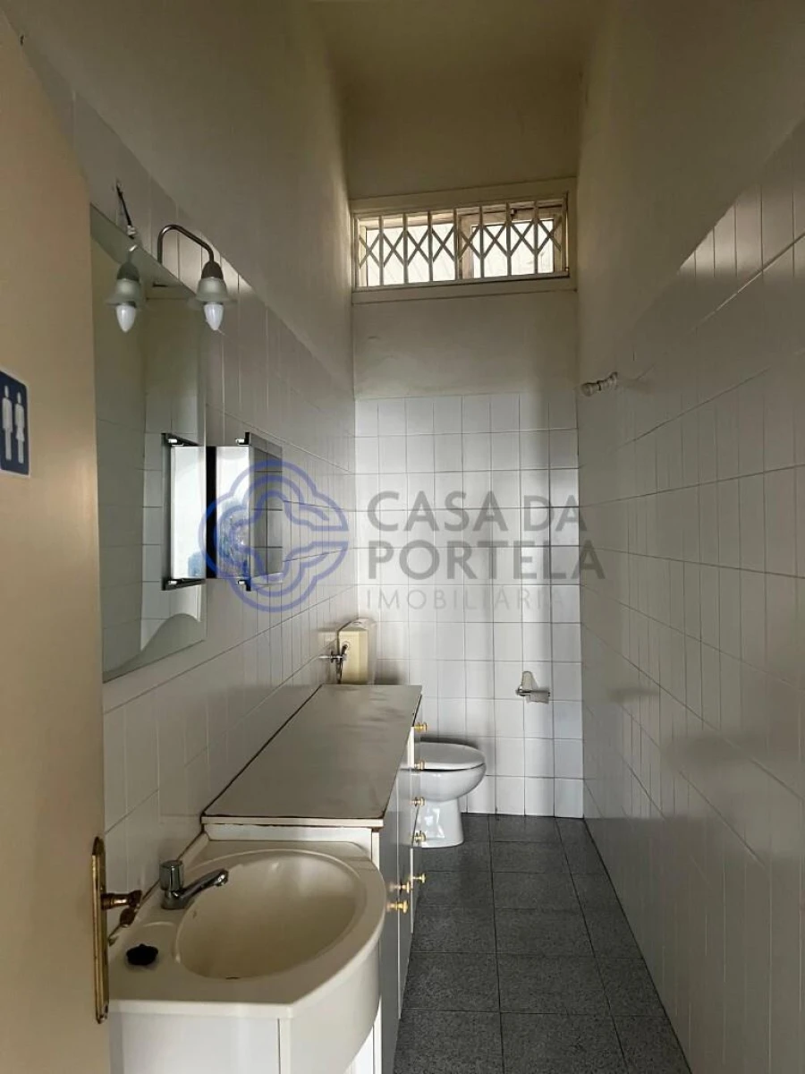 Loja para Arrendamento em Canidelo Foto 22