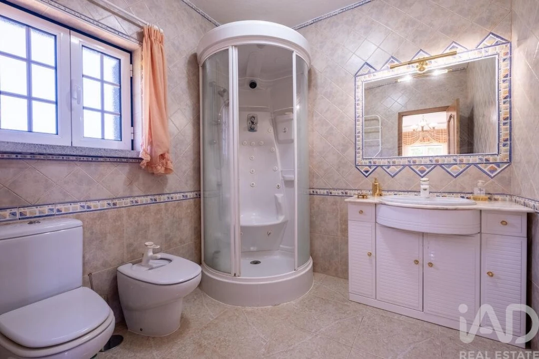 Moradia T5 para Venda em Lourosa Foto 19