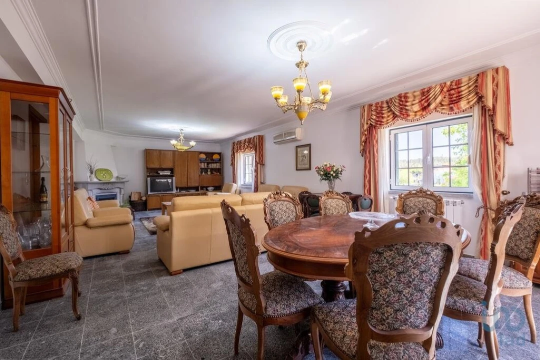 Moradia T5 para Venda em Lourosa Foto 7