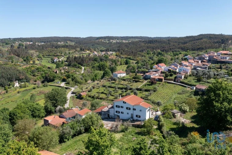 Moradia T5 para Venda em Lourosa Foto 5