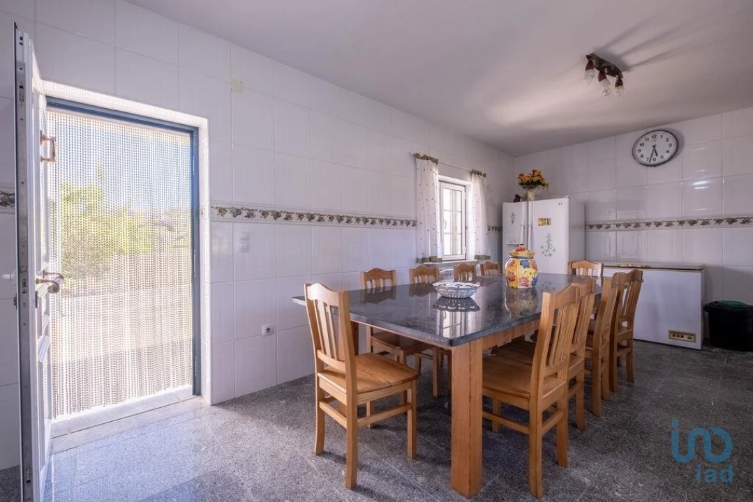 Moradia T5 para Venda em Lourosa Foto 12