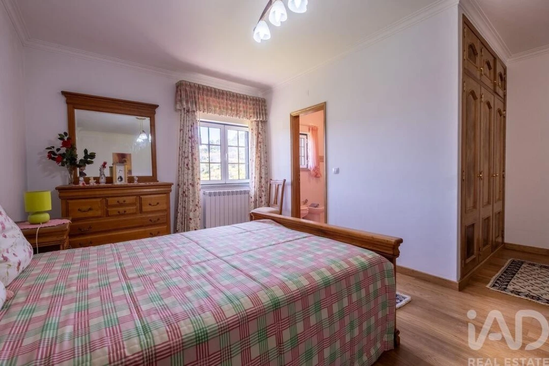 Moradia T5 para Venda em Lourosa Foto 21