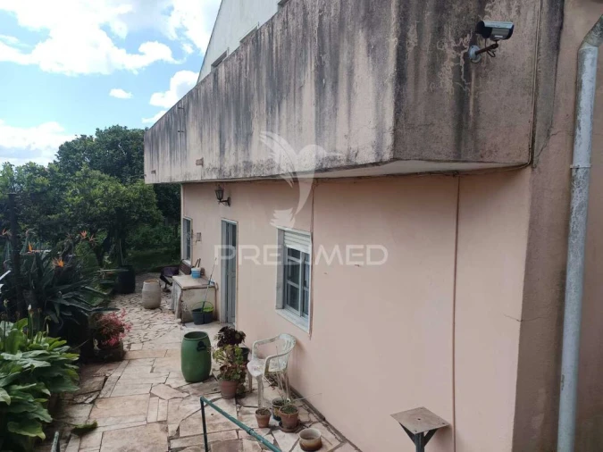 Moradia T5 para Venda em Mina de Água Foto 7