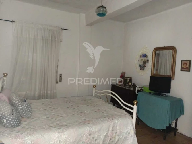 Moradia T5 para Venda em Mina de Água Foto 8