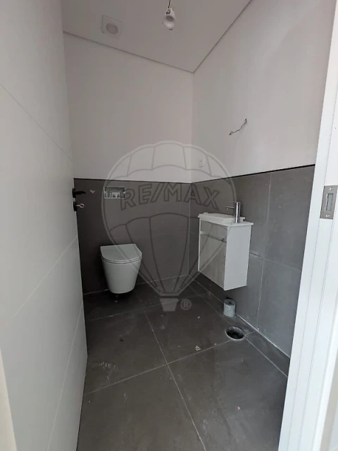 Apartamento T2 para Venda em Campanhã