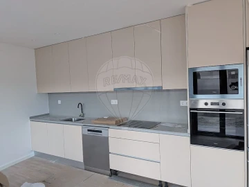 Apartamento T2 para Venda em Campanhã