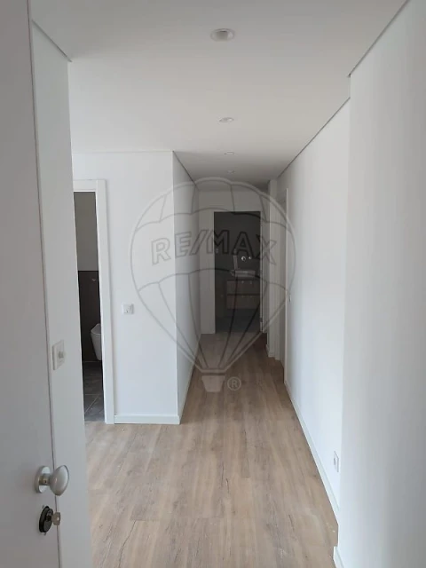 Apartamento T2 para Venda em Campanhã