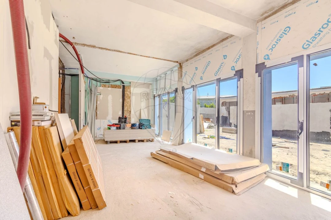 Apartamento T2 para Venda em Campanhã Foto 2