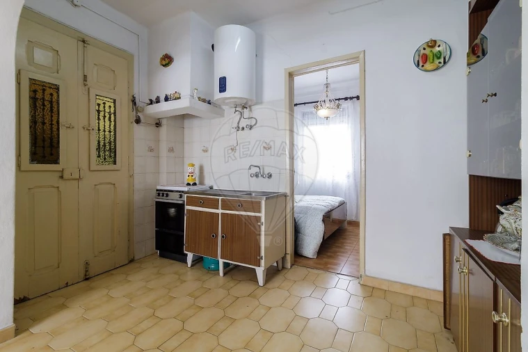 Prédio para Venda em Sacavém e Prior Velho Foto 10