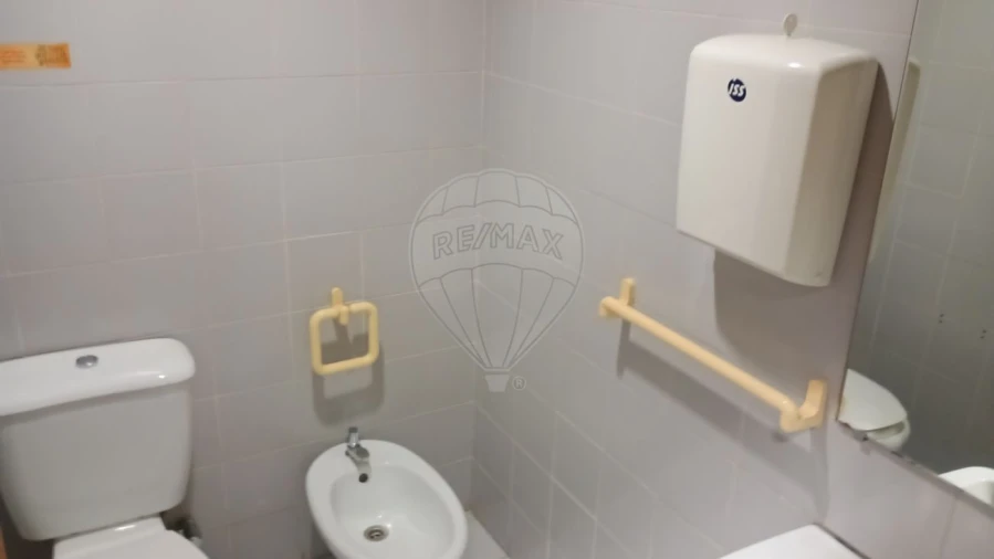 Loja para Venda em Cortegaça Foto 12