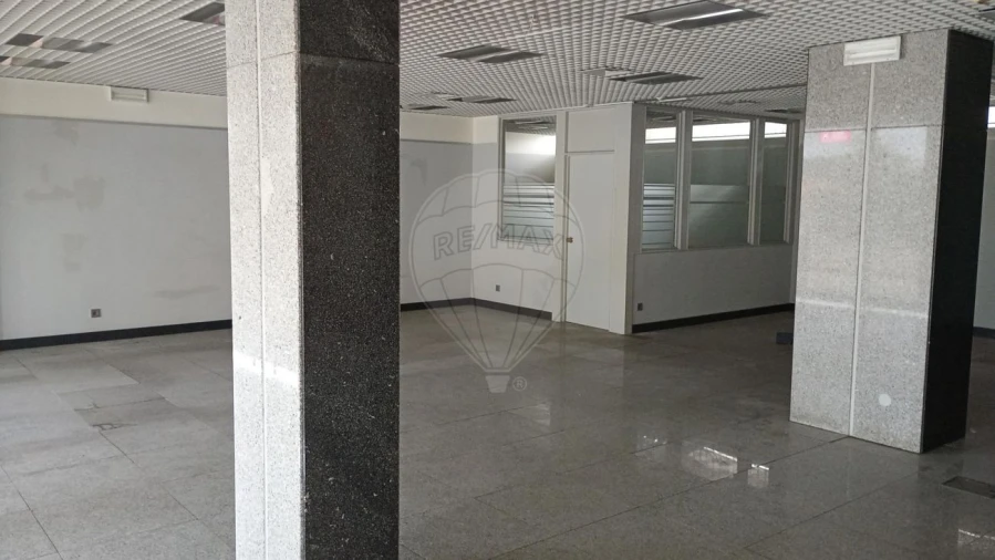 Loja para Venda em Cortegaça Foto 6