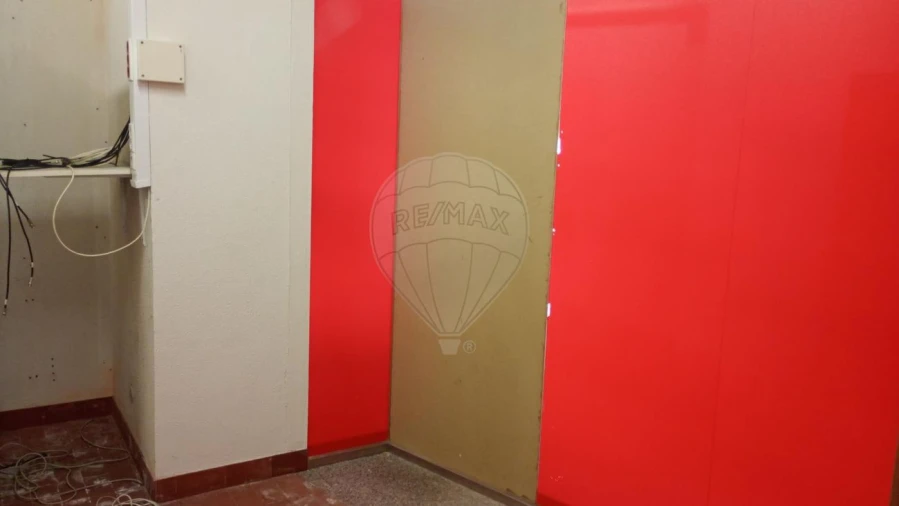 Loja para Venda em Cortegaça Foto 11