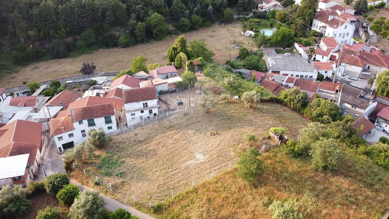 Terreno para Venda em Ançã Foto 1