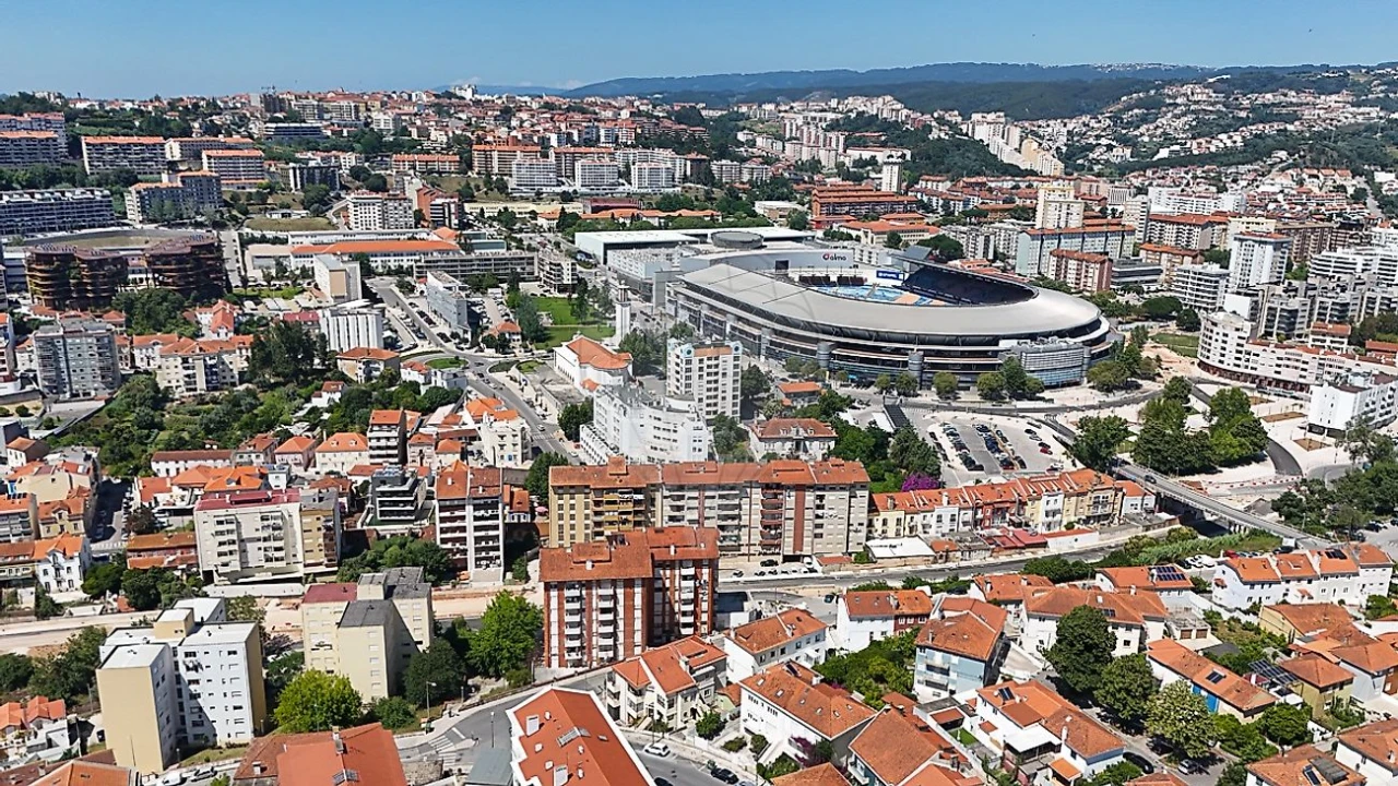Negócio para Venda em Sé Nova, Santa Cruz, Almedina e São Bartolomeu Foto 7