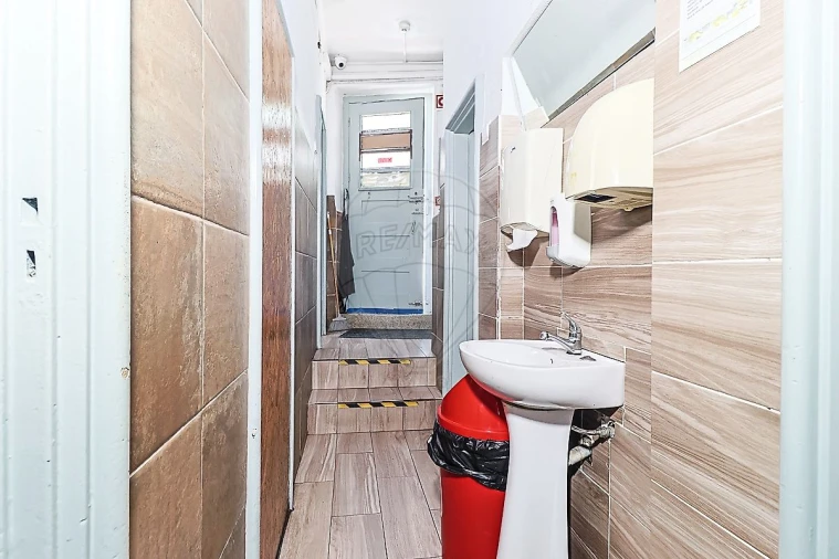 Negócio para Venda em Sé Nova, Santa Cruz, Almedina e São Bartolomeu Foto 22