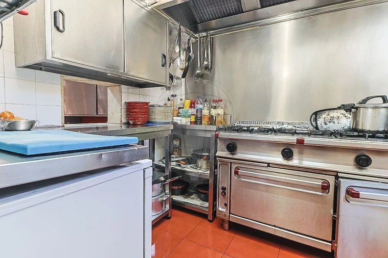 Negócio para Venda em Sé Nova, Santa Cruz, Almedina e São Bartolomeu Foto 29