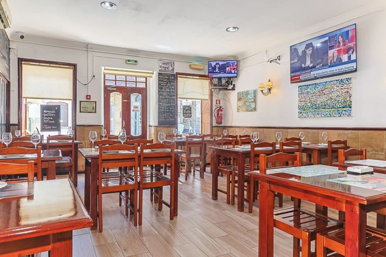 Negócio para Venda em Sé Nova, Santa Cruz, Almedina e São Bartolomeu Foto 16