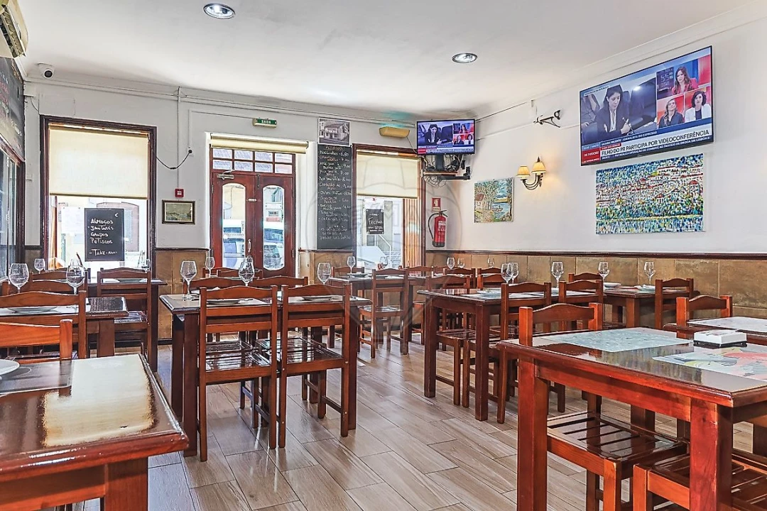 Negócio para Venda em Sé Nova, Santa Cruz, Almedina e São Bartolomeu Foto 17