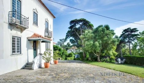 Moradia T10 para Venda em Cascais e Estoril