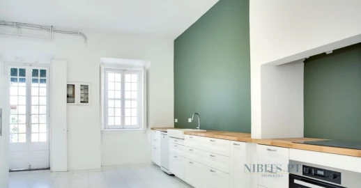 Moradia T10 para Venda em Cascais e Estoril