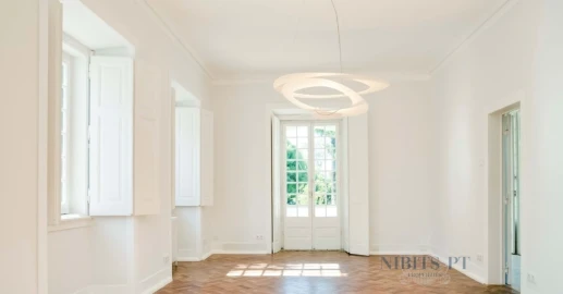 Moradia T10 para Venda em Cascais e Estoril