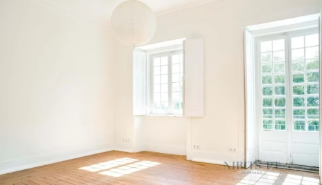 Moradia T10 para Venda em Cascais e Estoril