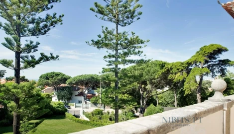 Moradia T10 para Venda em Cascais e Estoril