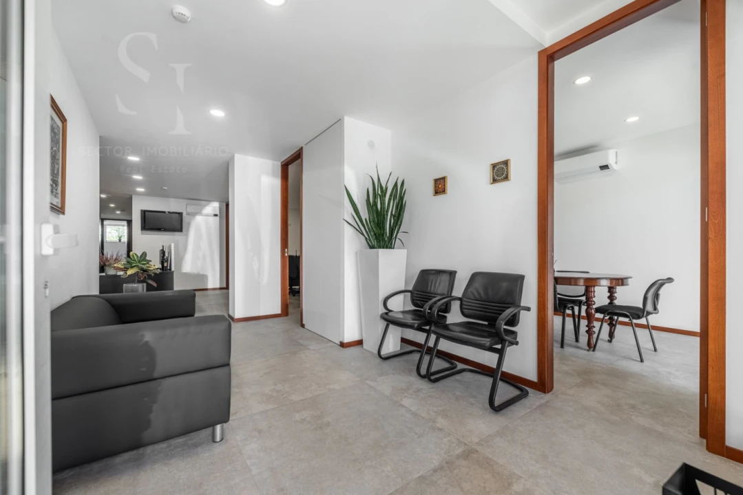 Escritório para Venda em São Vitor (Braga) Foto 2