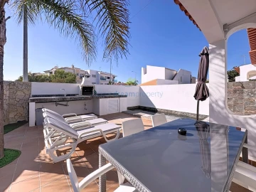 Moradia T2 para Venda em Albufeira e Olhos de Água