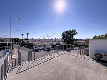 Moradia T2 para Venda em Albufeira e Olhos de Água