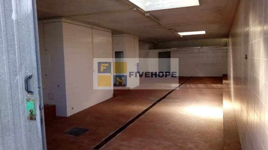 Armazém para Venda em Lousã e Vilarinho Foto 1