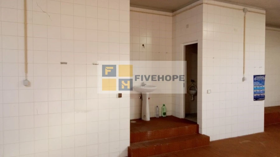 Armazém para Venda em Lousã e Vilarinho Foto 3