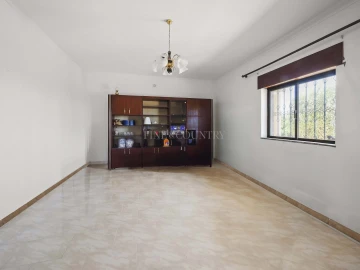 Moradia T5 para Venda em Silves