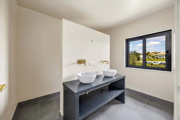 Moradia T4 para Venda em Paderne Foto 18