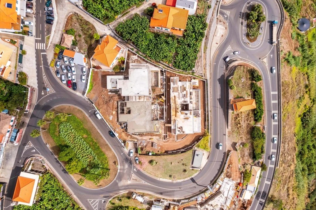 Moradia T4 para Venda em Arco da Calheta Foto 86
