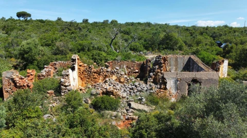 Moradia T3 para Venda em Loule (São Clemente)