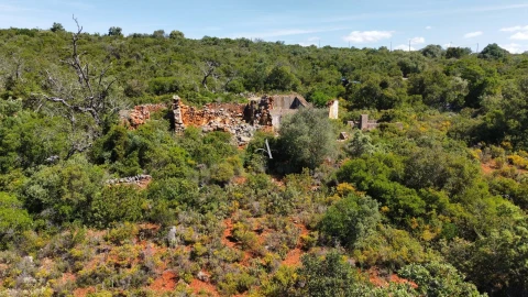 Moradia T3 para Venda em Loule (São Clemente)