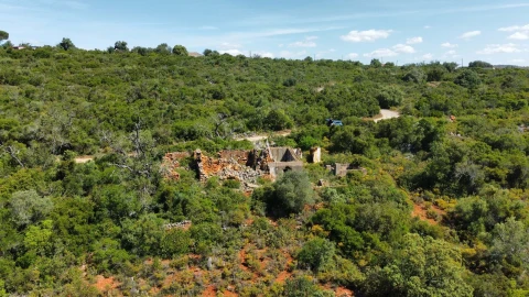 Moradia T3 para Venda em Loule (São Clemente)