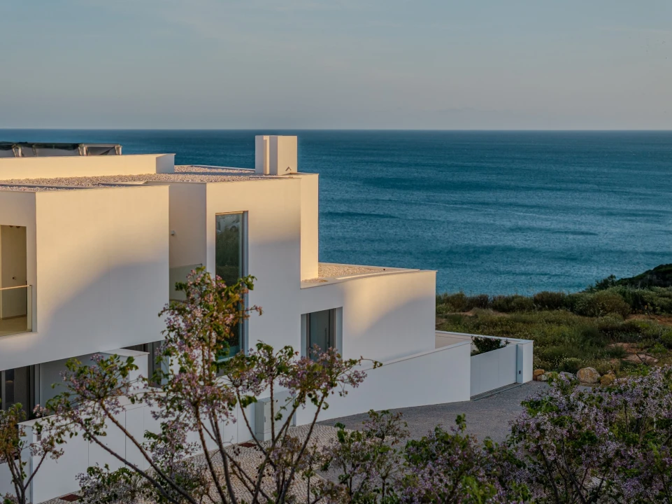 Moradia T6 para Venda em Budens Foto 12