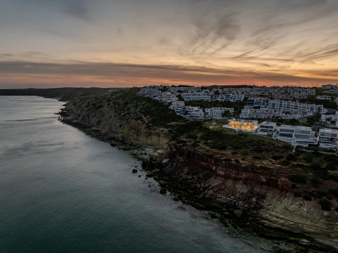 Moradia T6 para Venda em Budens Foto 15