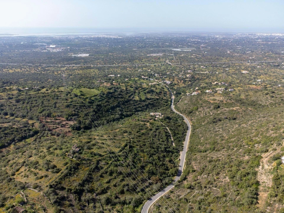 Terreno para Venda em Santa Barbara de Nexe Foto 17