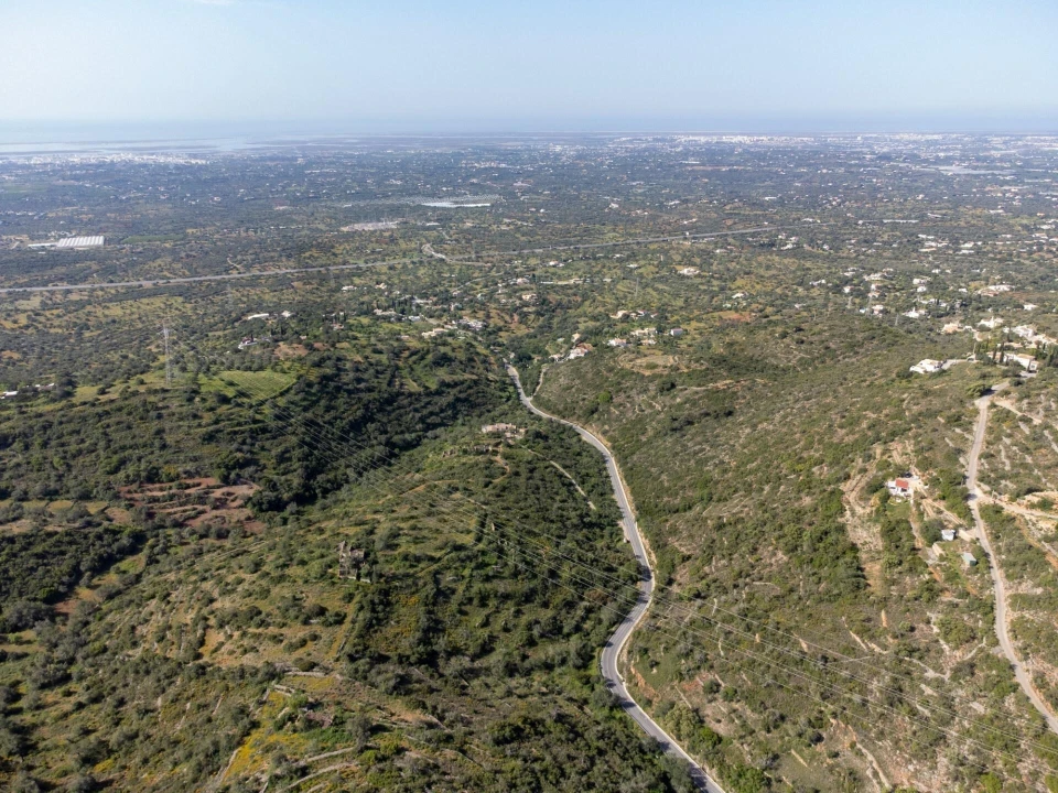 Terreno para Venda em Santa Barbara de Nexe Foto 15