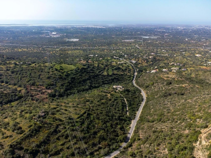 Terreno para Venda em Santa Barbara de Nexe Foto 18
