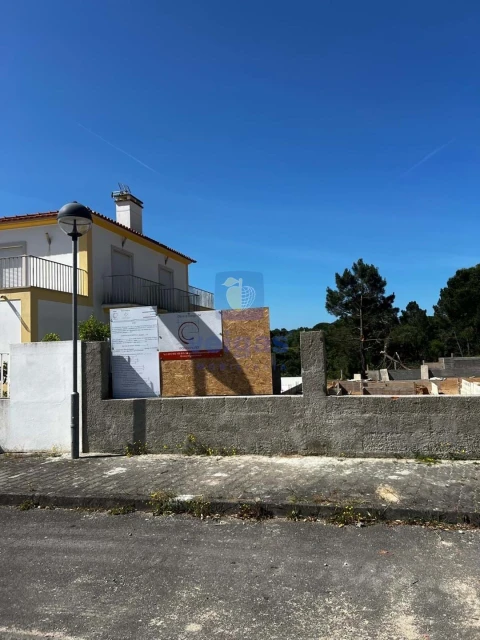 Moradia T3 para Venda em Sesimbra (Castelo)