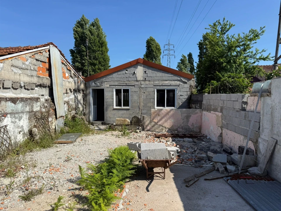 Prédio para Venda em Rio Tinto Foto 14