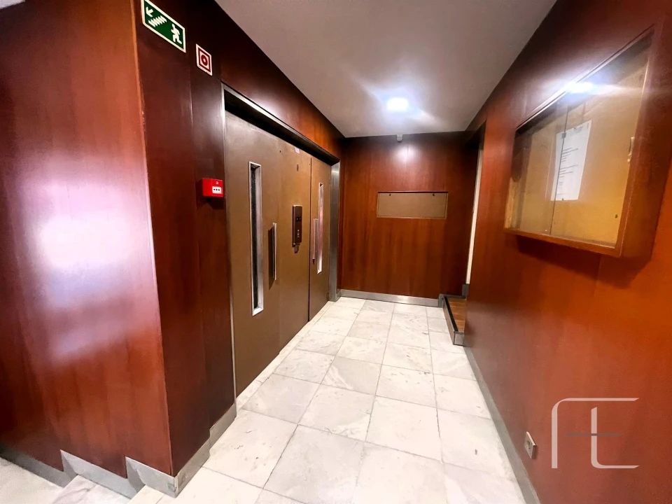 Escritório para Venda em Cedofeita, Santo Ildefonso, Sé, Miragaia, São Nicolau e Vitória Foto 4