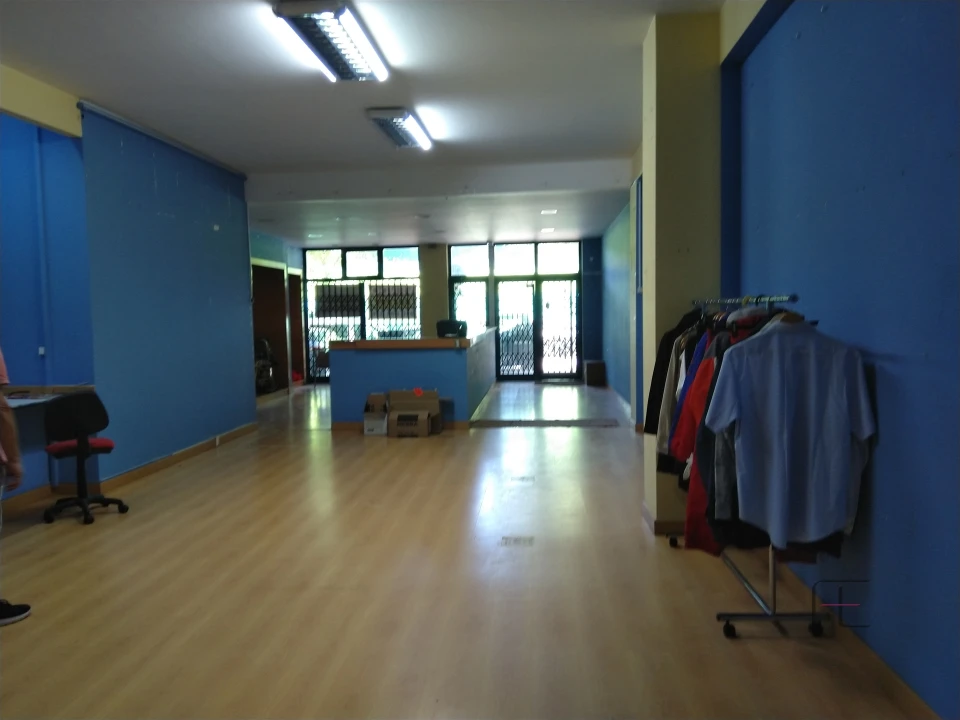 Loja para Venda em São Mamede de Infesta e Senhora da Hora Foto 23