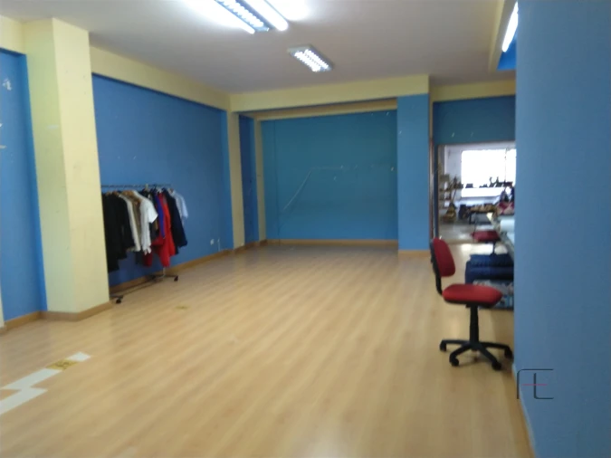 Loja para Venda em São Mamede de Infesta e Senhora da Hora Foto 26